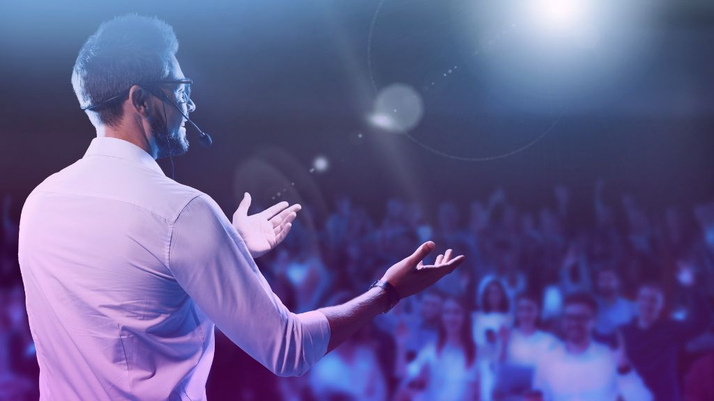 Why is it Important for CEOs and Founders to Attend Tech Conferences