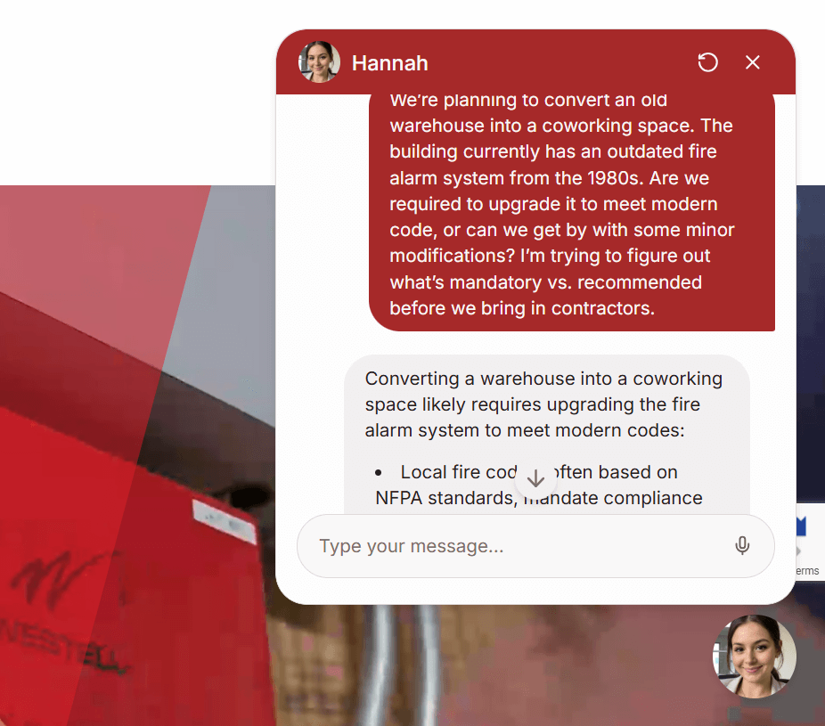 A conversational AI chatbot solution for websites responds intelligently to a potential customer's inquiry.